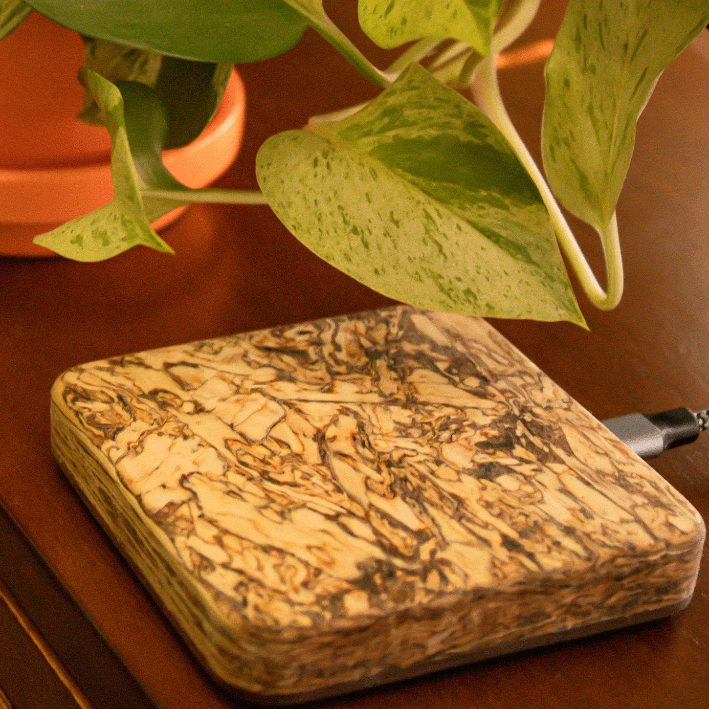 HempWood Wireless Charging Block