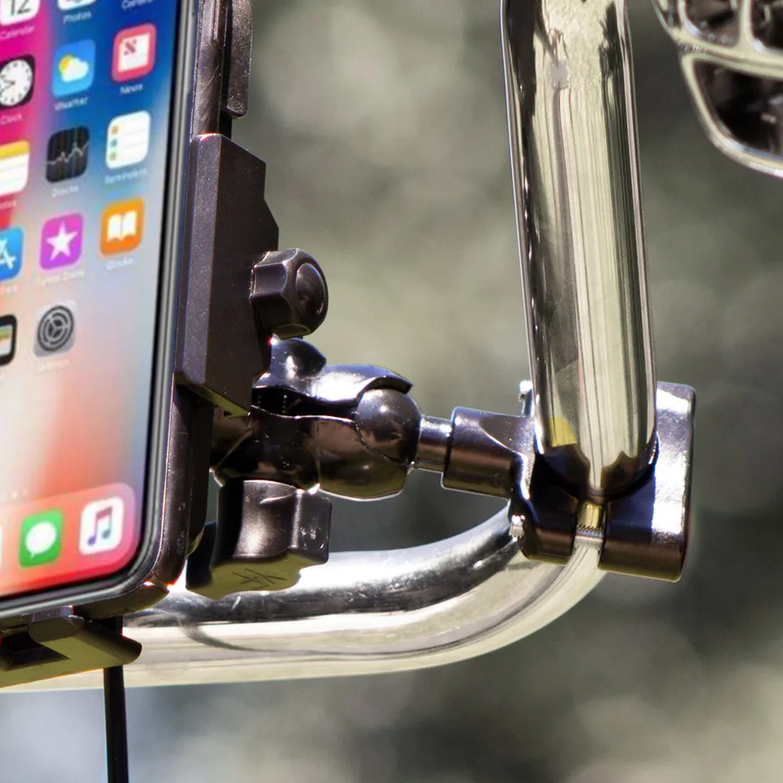 Phone Inductive Wireless charging Mount with Quick Disconnect Power Cable and articulating ball mounting