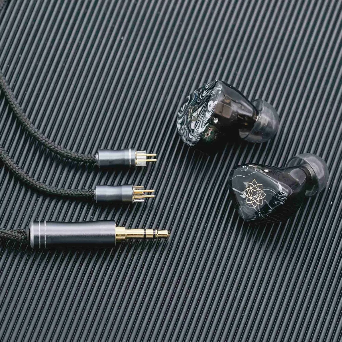 SeeAudio Bravery 4 BA In-Ear Headphone