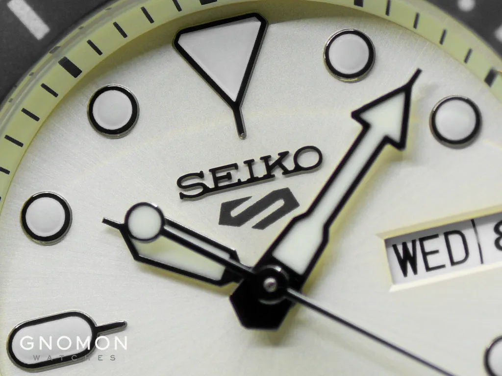 Seiko 5 Sports “Sports Style” 38mm Champagne White Ref. SBSA227