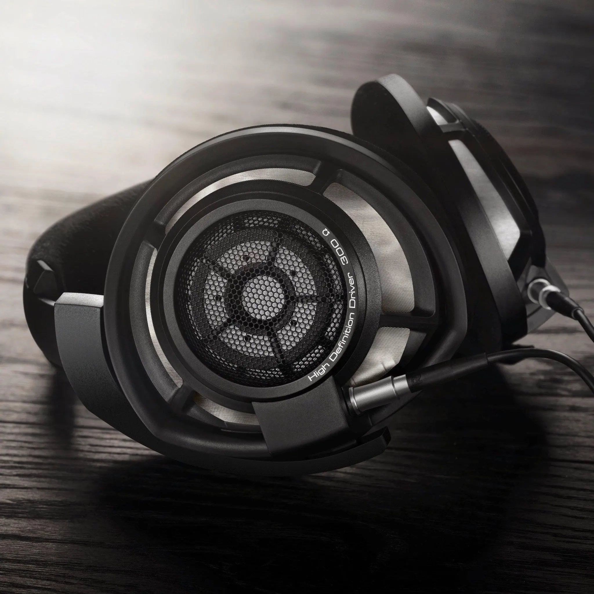 Sennheiser HD 800 S | Open-Back Dynamic Headphones